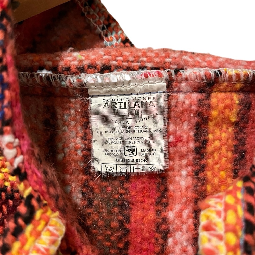 EUC Colorful Striped Baja Hoodie size Medium - Picture 4 of 8